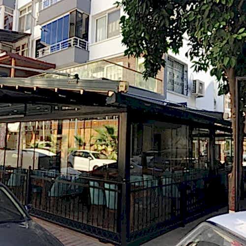 adana meka cam balkon
